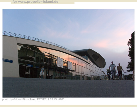 My Berlin Photos Berlin STANDARDs max schmeling hall